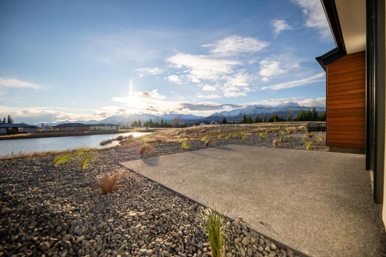 Crescent Moon Apartment Lake Tekapo Bagian luar foto
